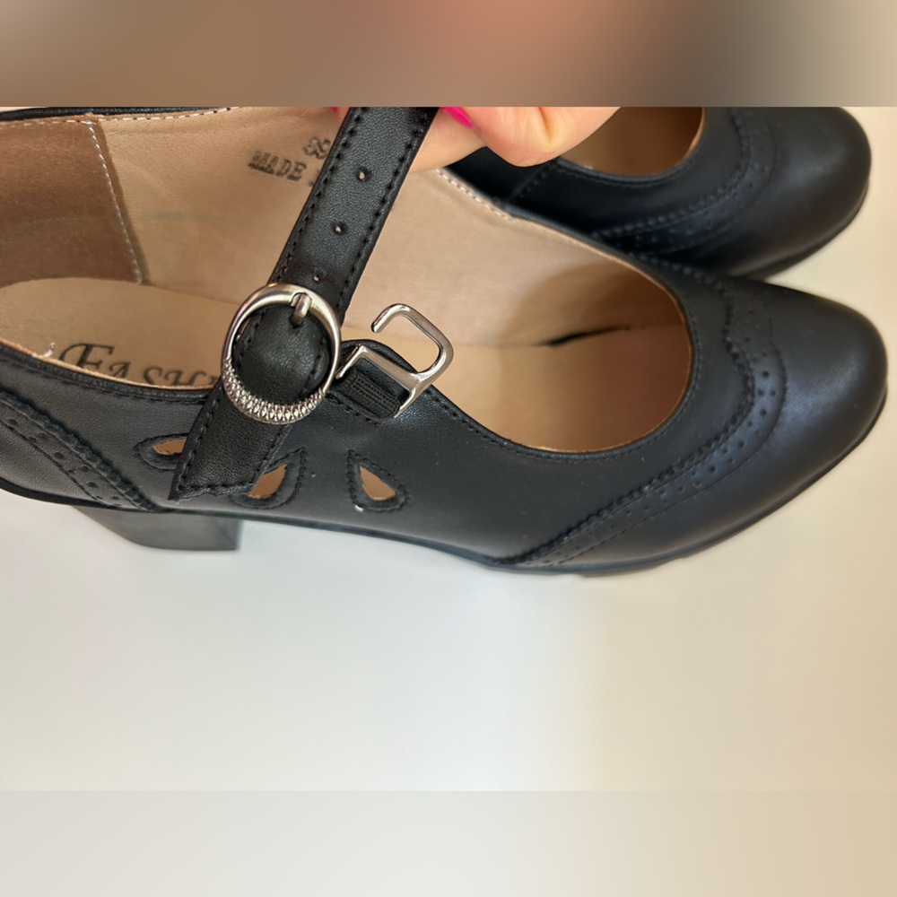 Women’s Leather Classic Mary Jane Ankle Strap Platform Pump Size 9 - Picture 4 of 6